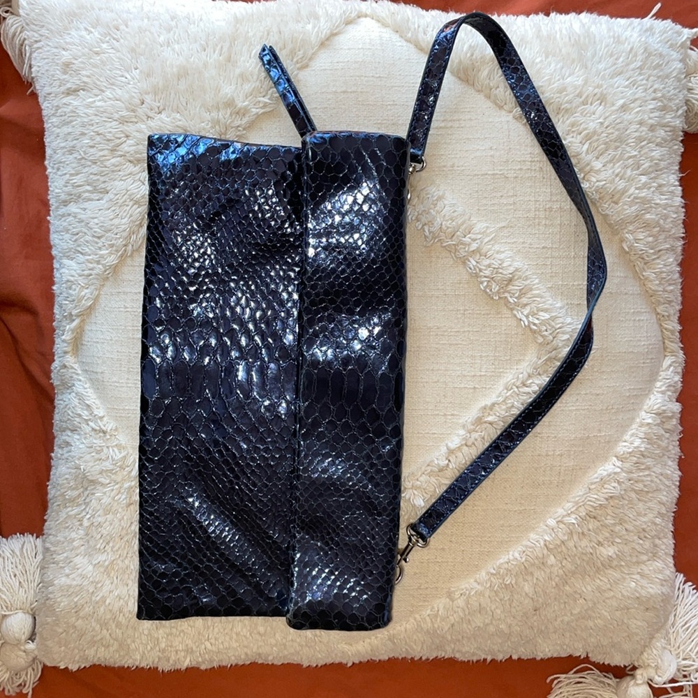 Gianni Choarini genuine leather blue crocodile shoulder  bag